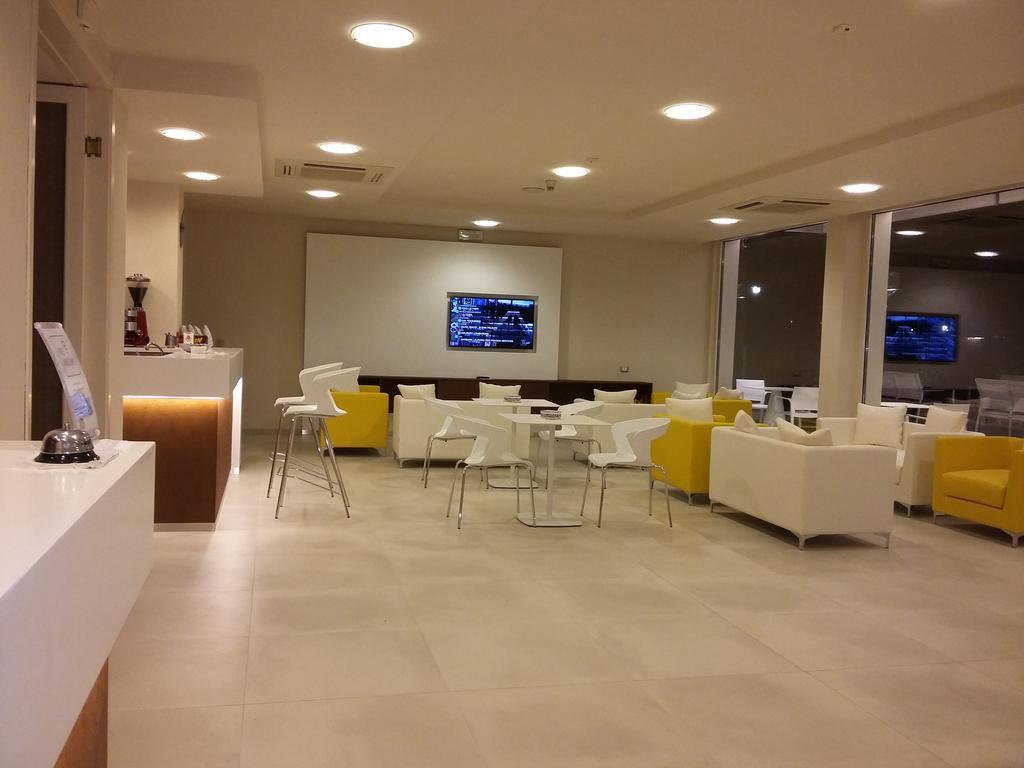 Hotel Condor Milano Marittima Esterno foto